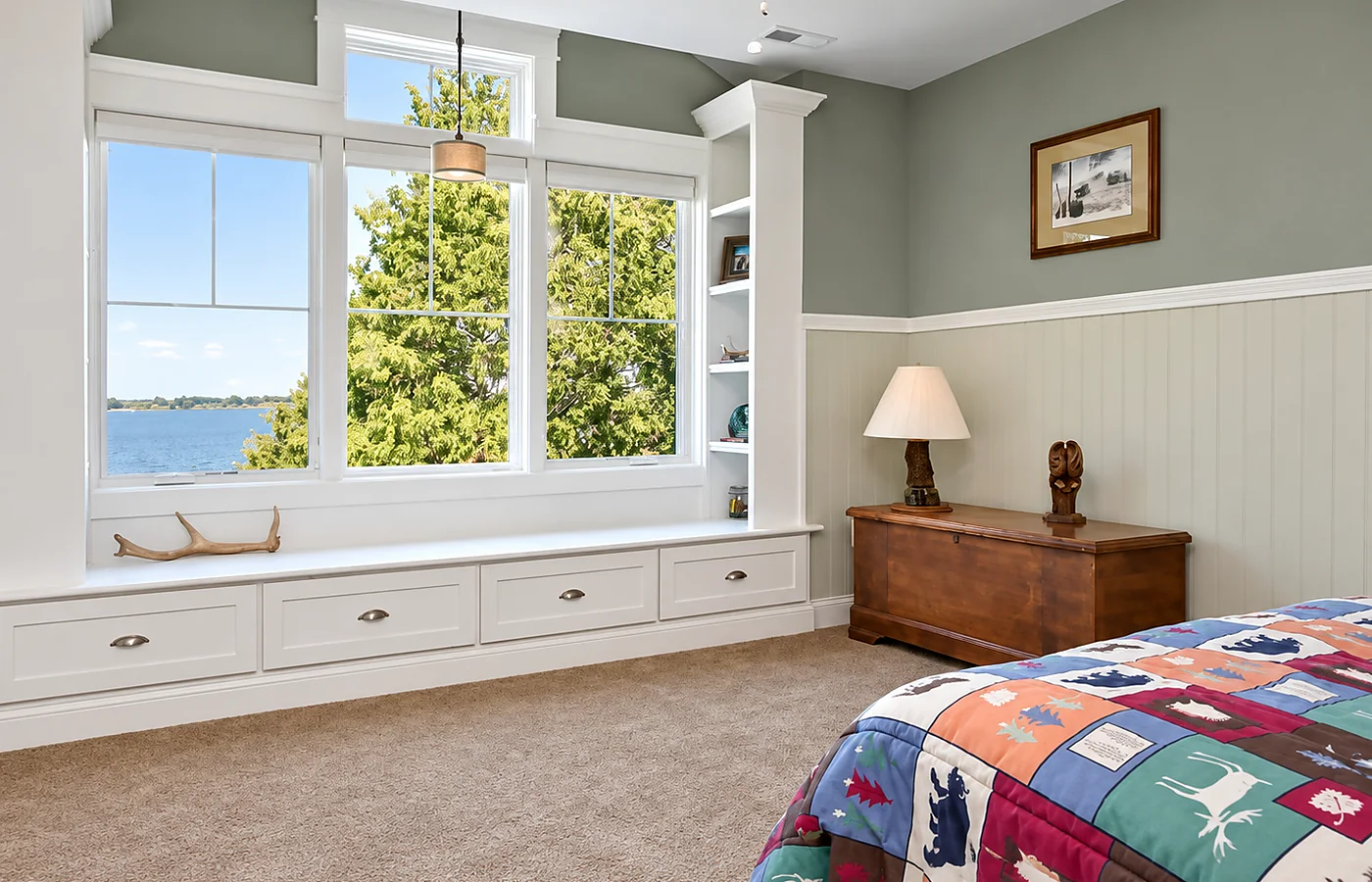 Bedroom configuration reference for a custom light steel villa